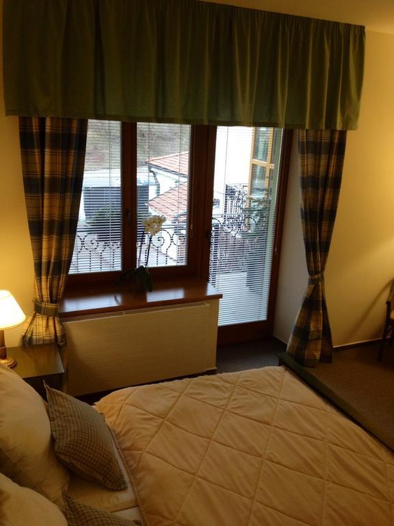 Hotel Pod Zamkem Велке-Мезиржичи Номер фото