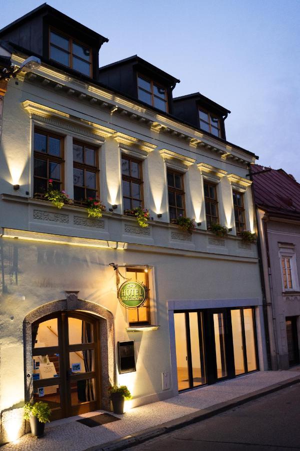 Hotel Pod Zamkem Велке-Мезиржичи Экстерьер фото